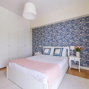 Olivais Spacious Near Airport , Lisbon Portugal